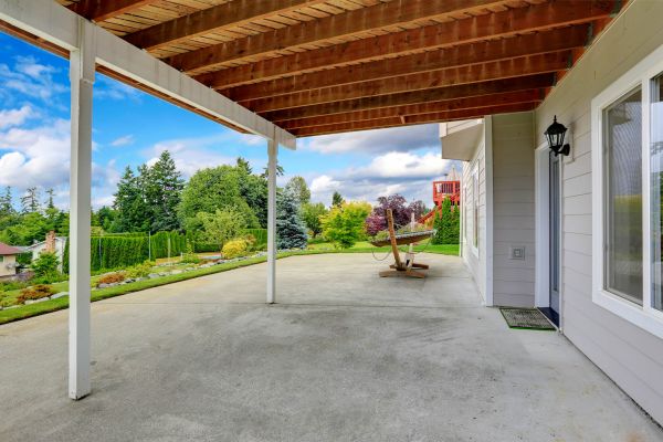 Cost of Backyard Patio Installation in Oakland